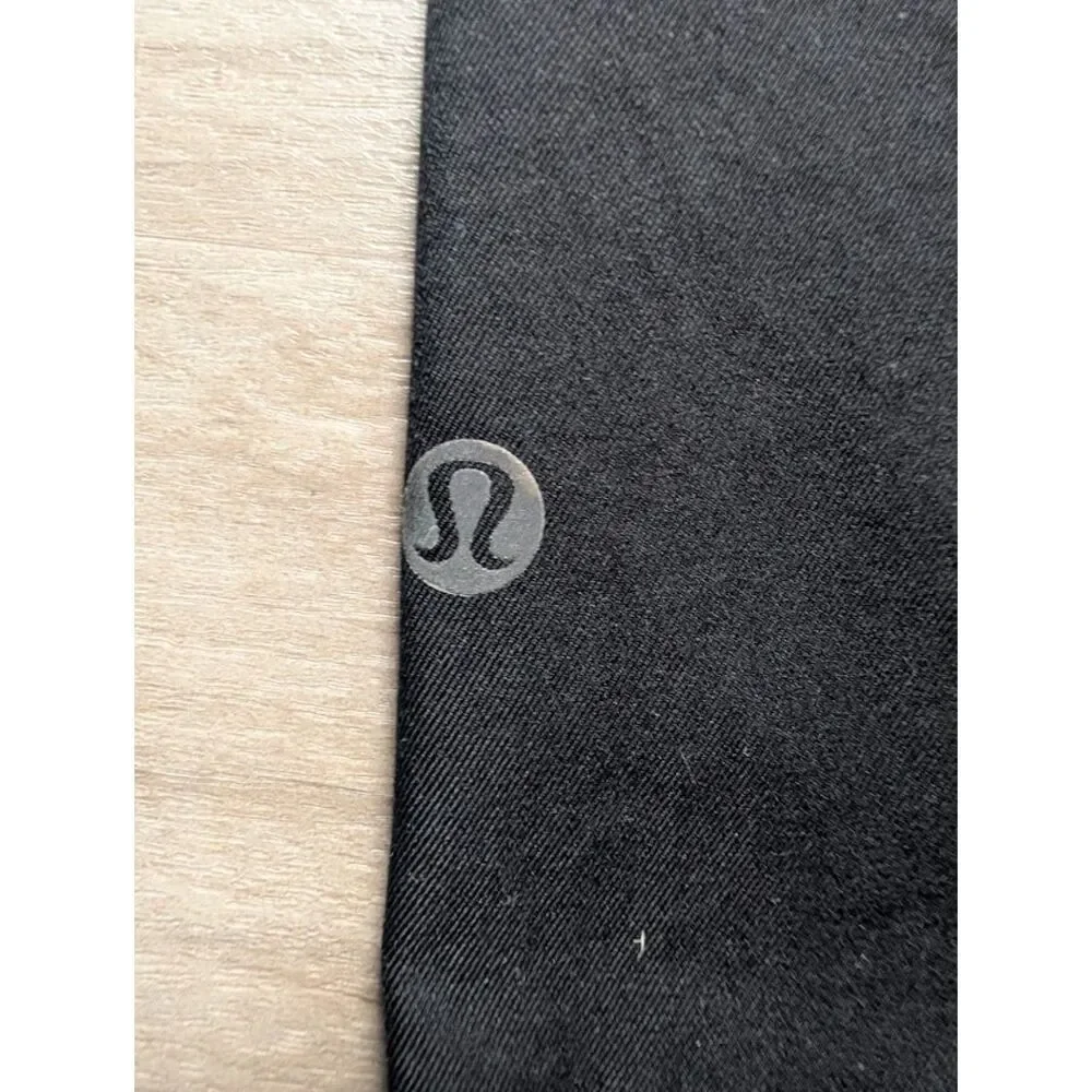 Lululemon Women's Trek Trouser in Black, Size 8 (D2)